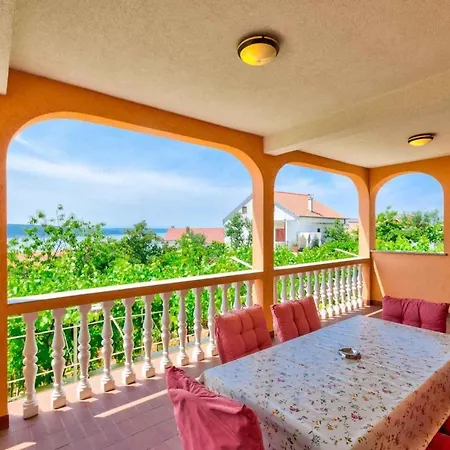 Apartment In 14212 Crikvenica